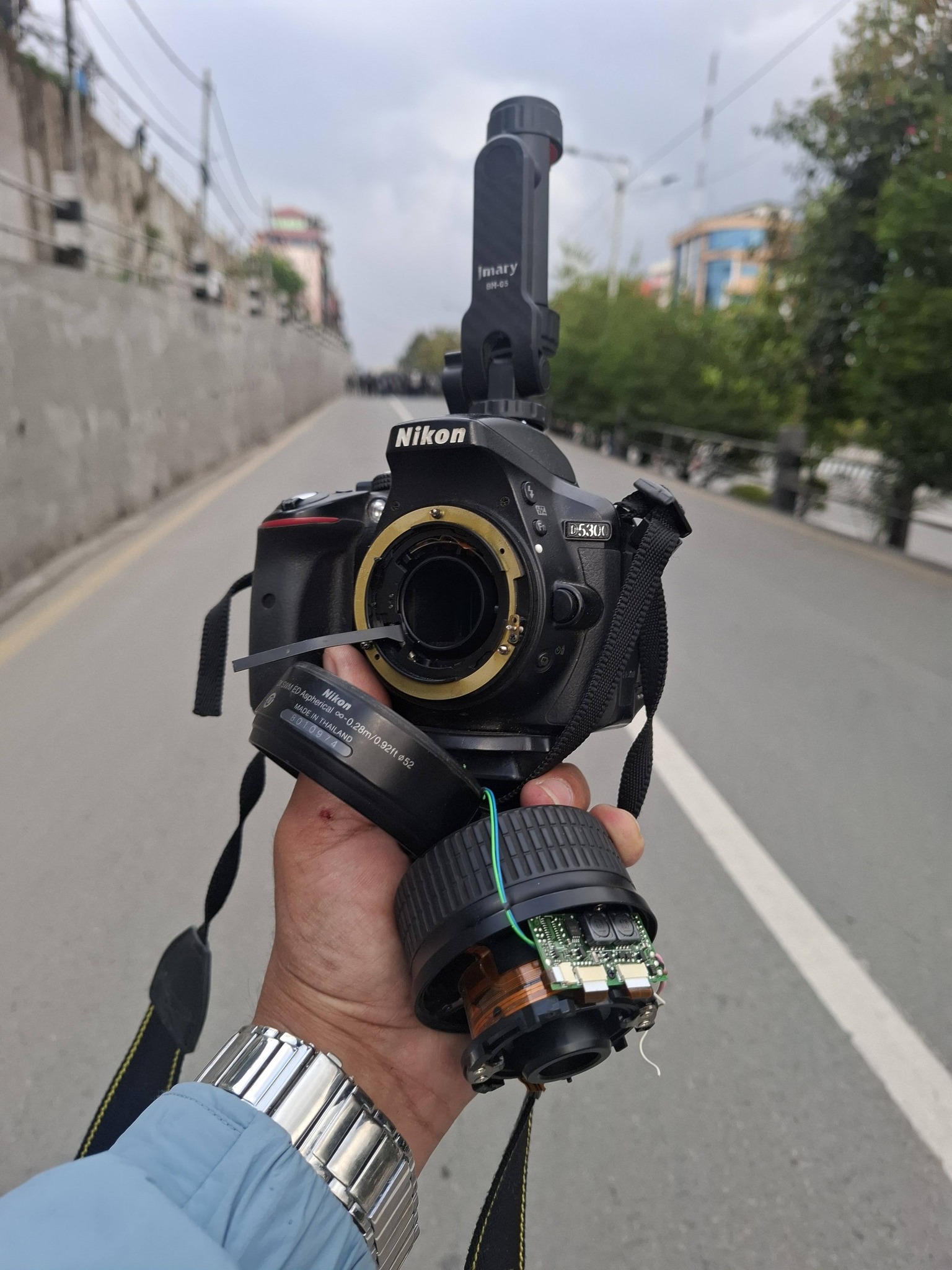 Journalists manhandled while covering protests